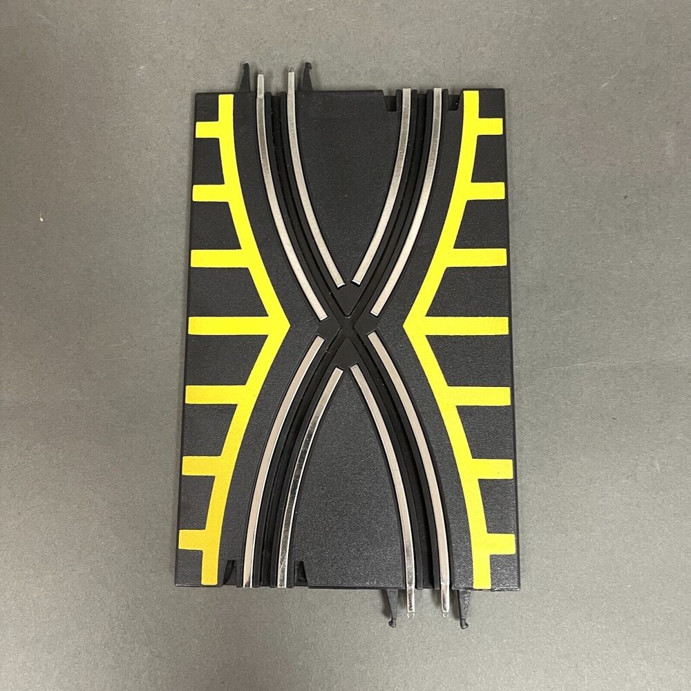 Fast Lane 2015 Toys R Us‎ Car Straight Track Replacement Add-on Part